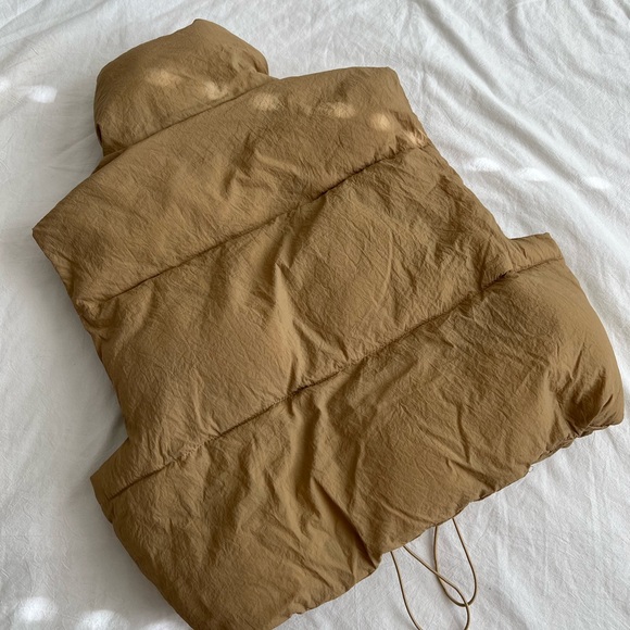 Puffer Vest - Picture 2 of 6